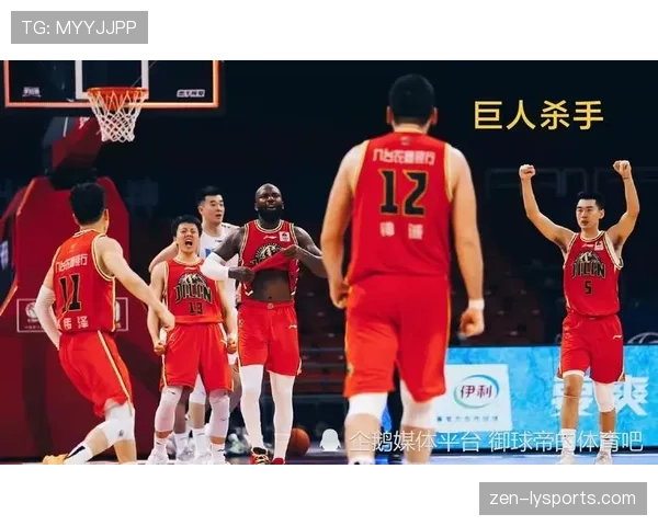 篮球规则解析：详细界定比赛中的回场违例与相关判定标准